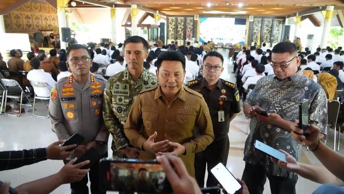 Bupati Sidoarjo Desak SPPG Tanggung Biaya Korban Keracunan MBG, Pemkab Tak Mau Terus Menanggung