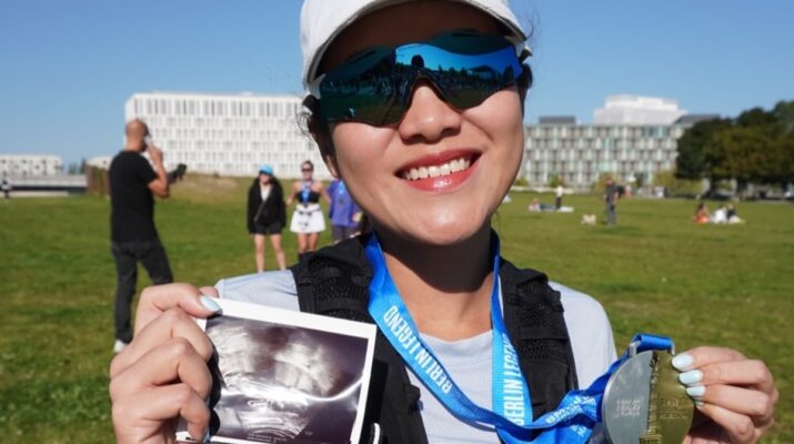 Agnes Yuliavitriani Tuntaskan Berlin Marathon 2026 Saat Hamil, Finis dalam 4 Jam 42 Menit