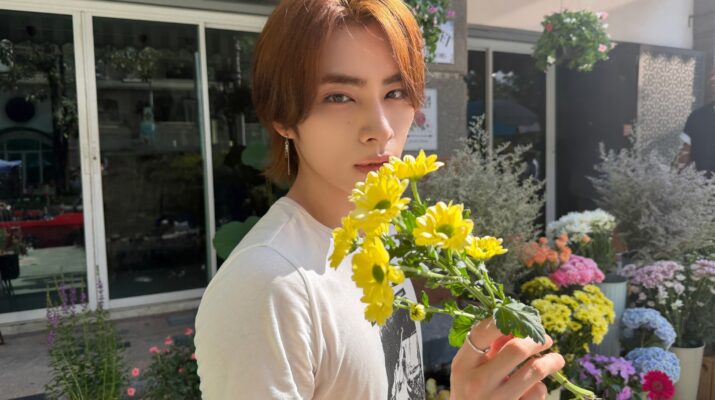 Xiaojun WayV Resmi Debut Solo Lewat Hey, Somebody, Tampilkan Sisi Musikal yang Lebih Personal
